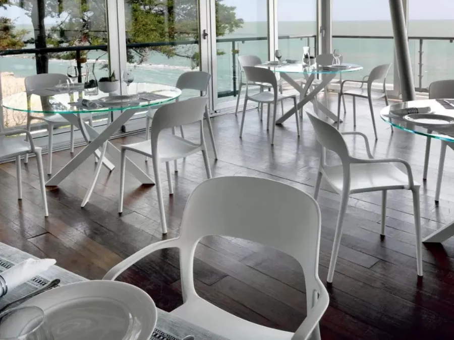 Round Baron table with glass top by Bontempi.