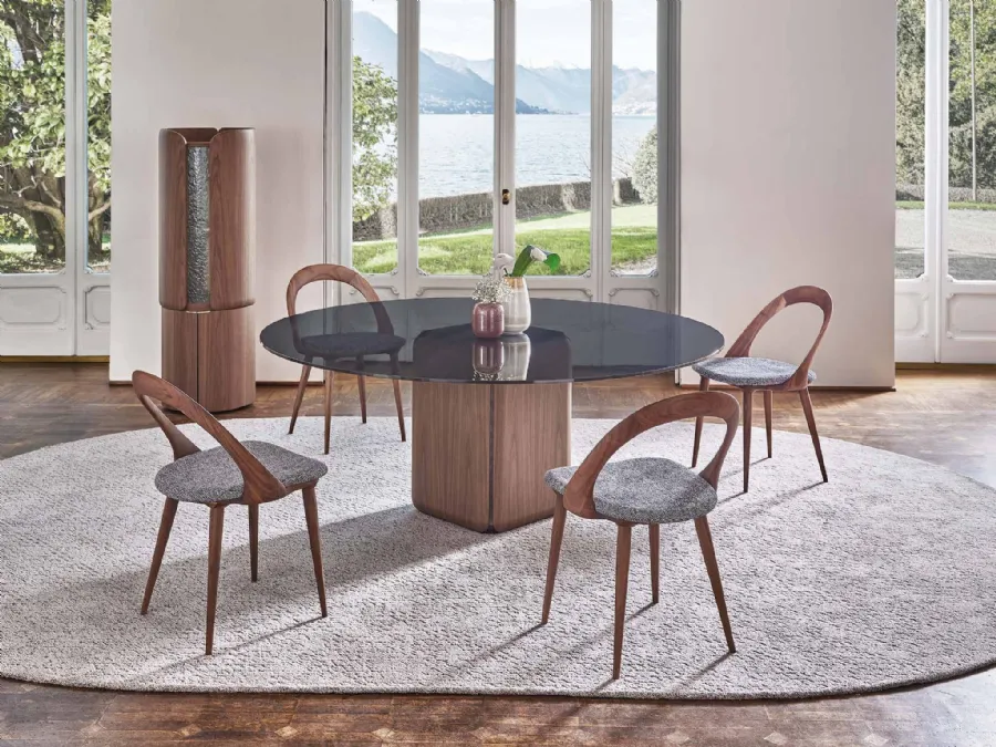 Round Bay table with glass top by Porada