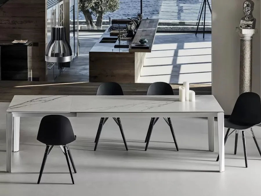 Extendable Chef table in SuperMarble by Bontempi.