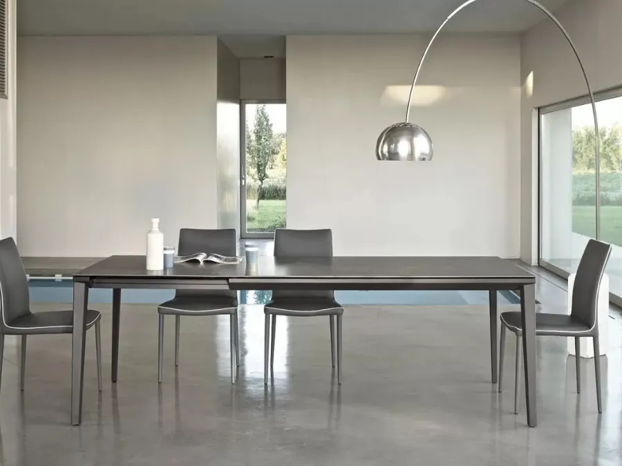 Extendable Echo table in SuperCeramica by Bontempi