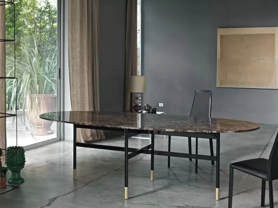 Glamour table with top in natural marble and lacquered steel base by Bontempi.