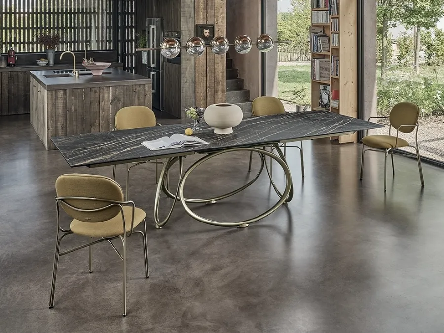 Louis table in SuperMarble by Bontempi.