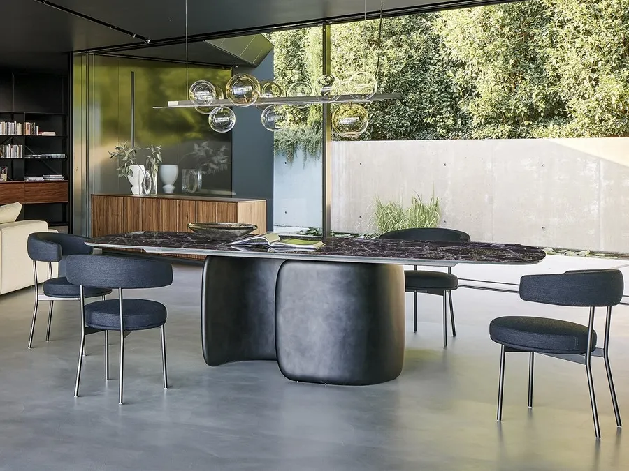 Extendable Mellow table in Bonaldo Ceramic.