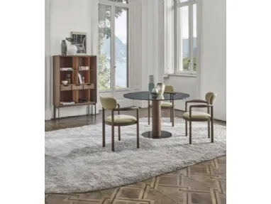 Porada's Sansiro round glass table.