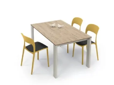 Extendable table Tom by Bontempi.